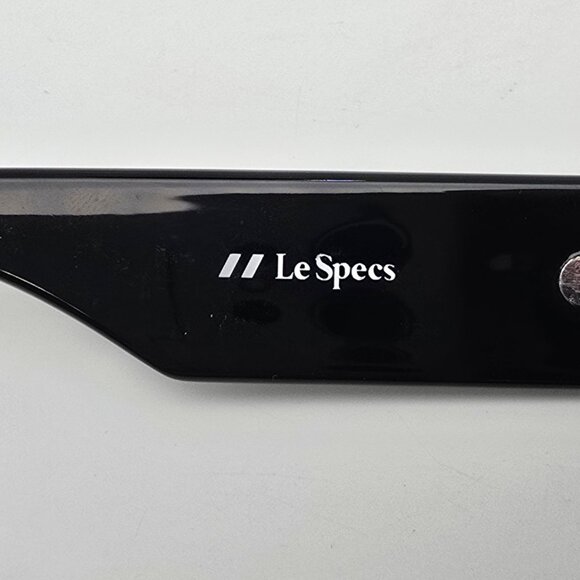 Le Specs Unreal! 1902078 Shiny Black Frame Smoke Grey Lens Sunglasses 52-16-140 - Picture 11 of 16